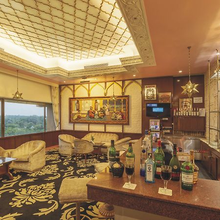 Hotel Clarks Shiraz Agra  Exterior foto