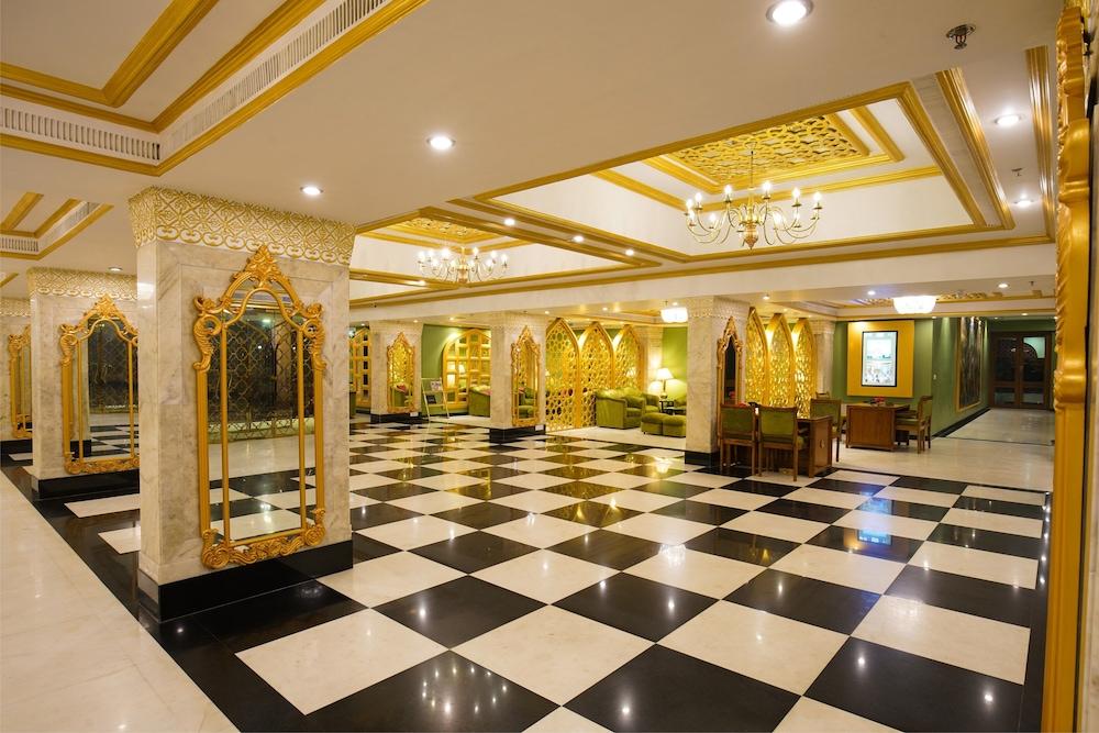 Hotel Clarks Shiraz Agra  Exterior foto