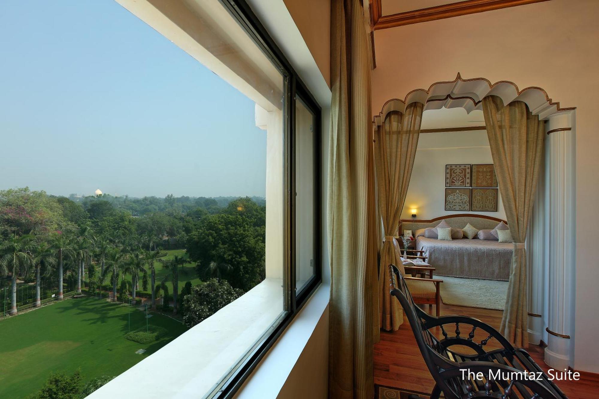 Hotel Clarks Shiraz Agra  Exterior foto