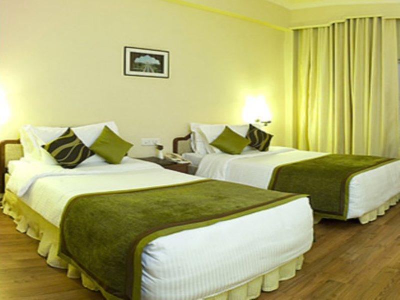 Hotel Clarks Shiraz Agra  Exterior foto