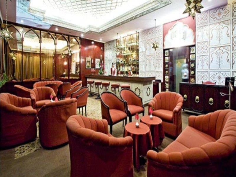 Hotel Clarks Shiraz Agra  Exterior foto